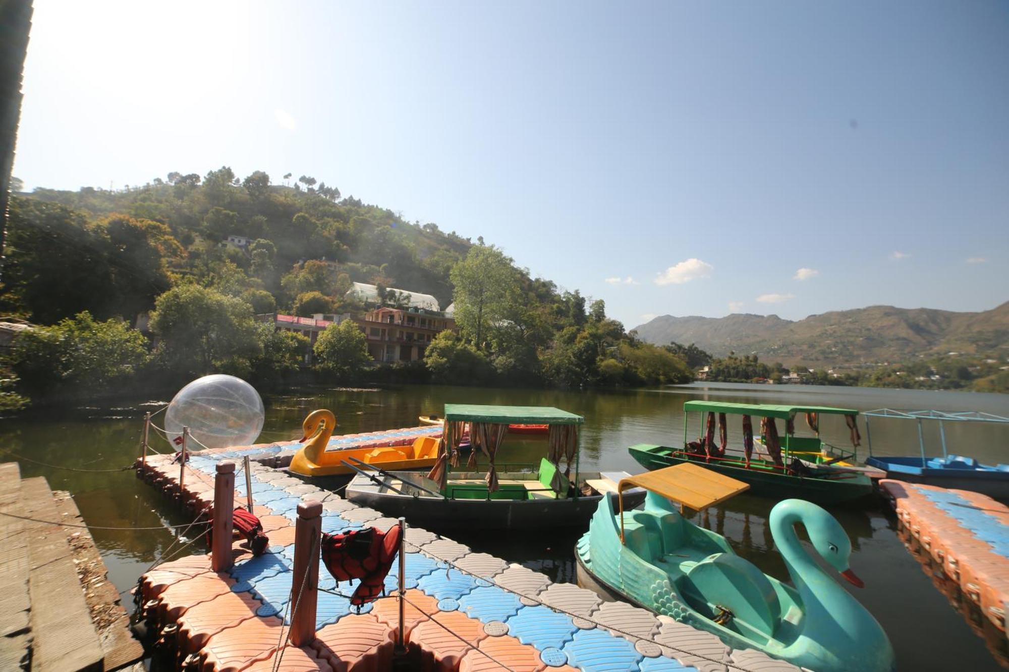 Royal Rosette Lake View Bhimtal Nainital Exteriör bild